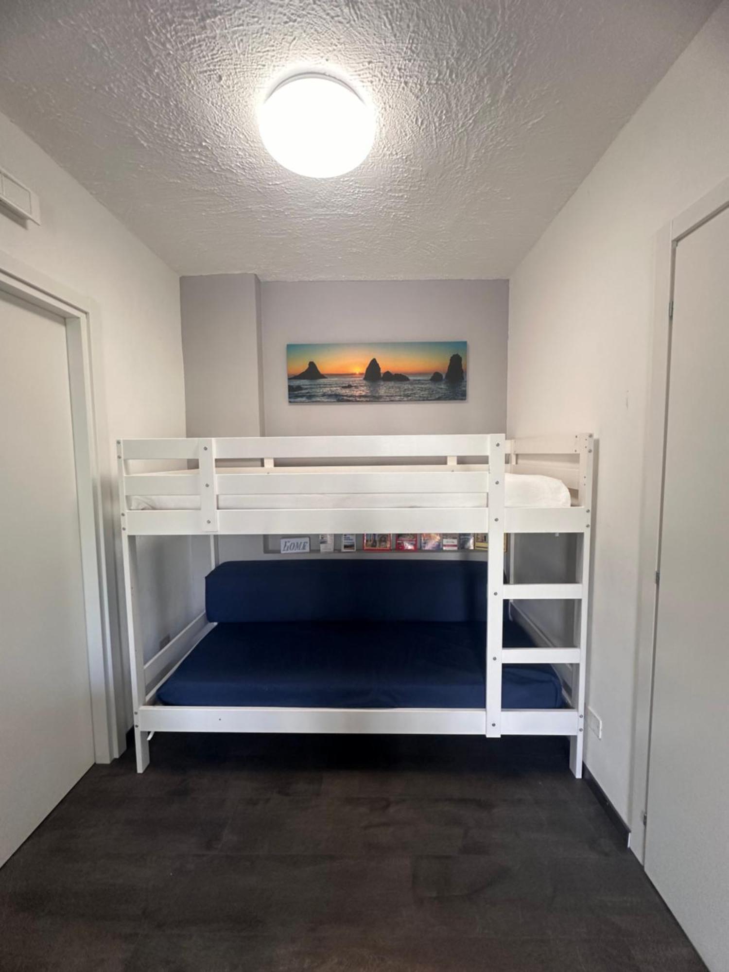 Appartamento I Puritani On The Beach Giardini Naxos Exterior photo